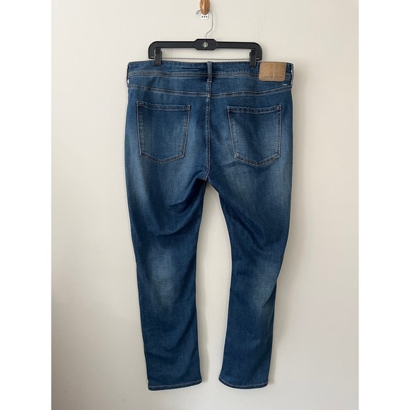 American Rag Cie The Feel Good Jean slim fit waist 38, length 32 - Picture 4 of 8